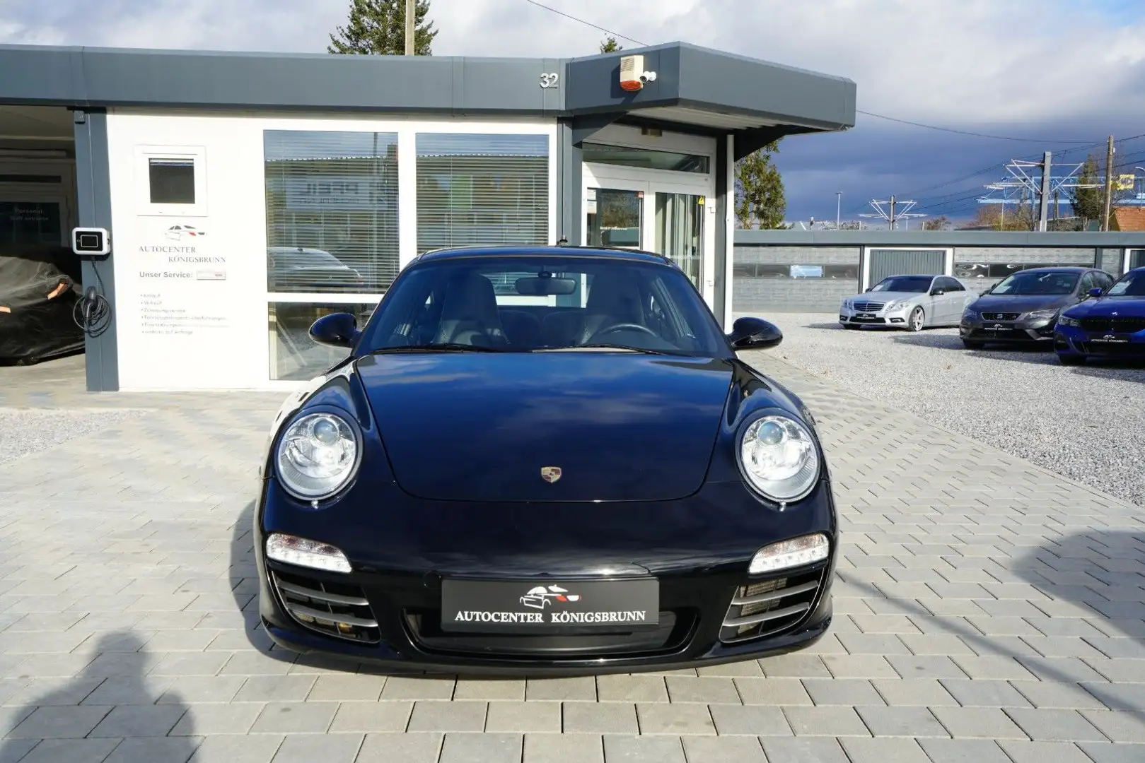 Porsche 911 997.2 *PDK*Leder*Sportabgas*Navi*SHD*Scheckheft* Schwarz - 2