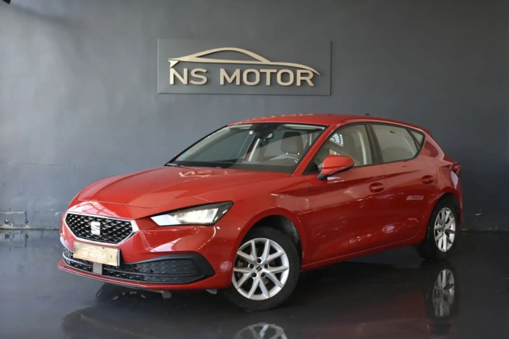 SEAT Leon 1.0 TSI S&S Style XS 110 Rojo - 1