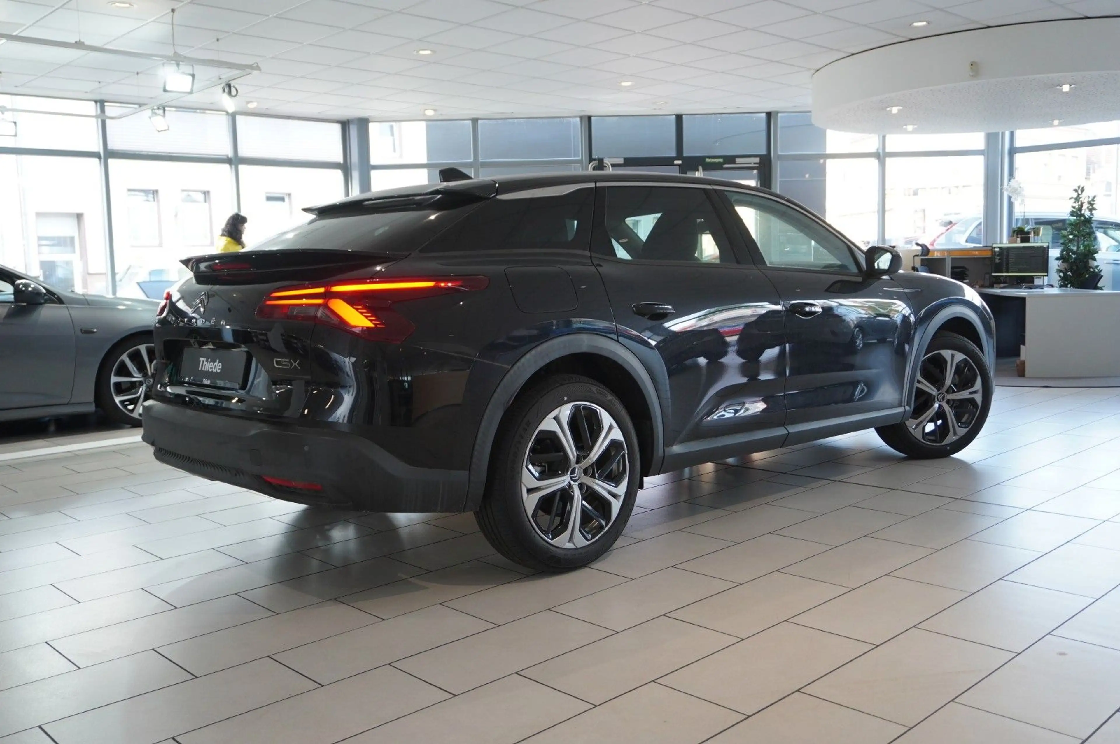 Citroen C5 X 1.2T FEEL PACK NAVI/LED/KAMERA/SPORT/SH/DAB — photo 9