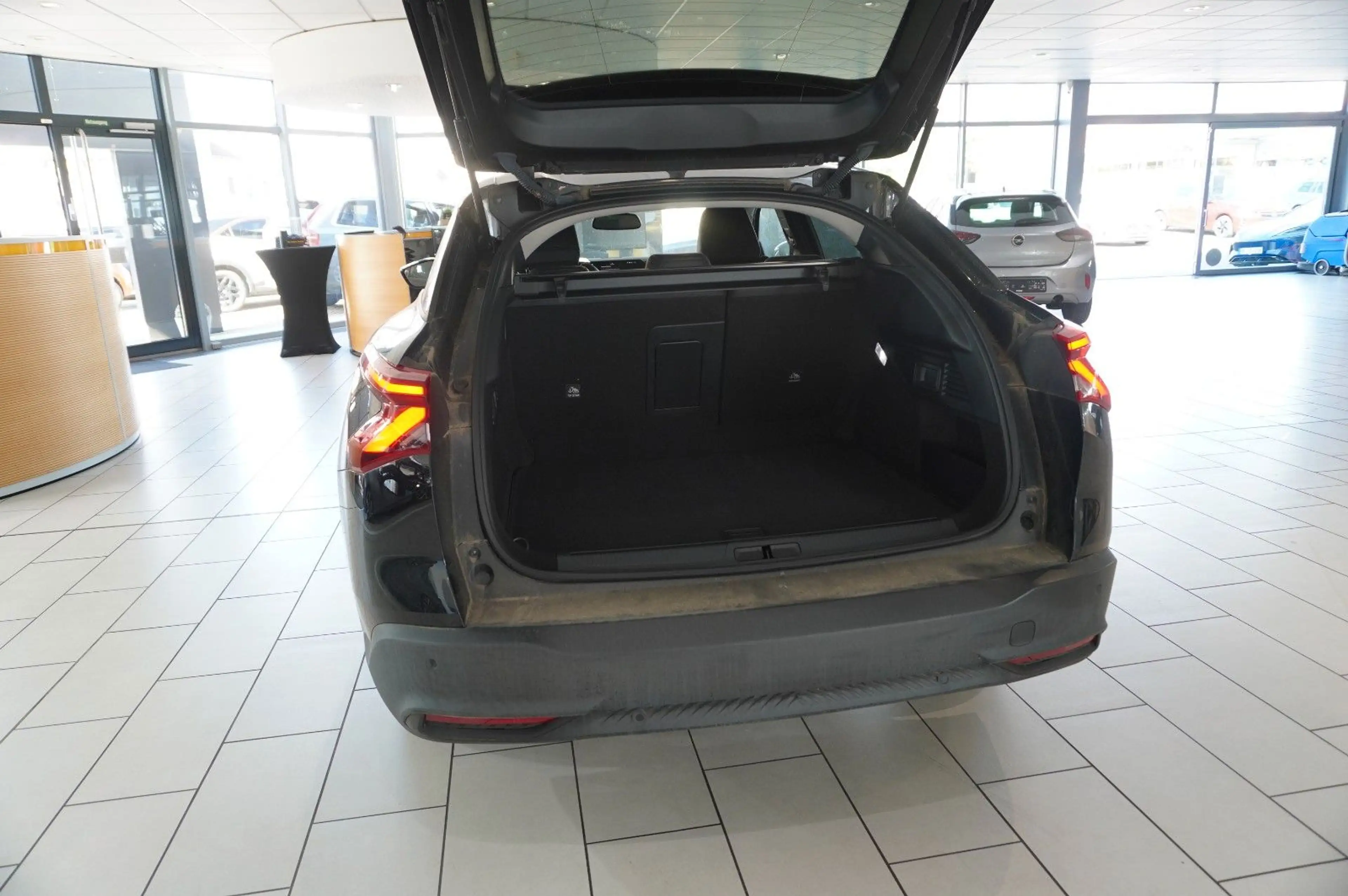 Citroen C5 X 1.2T FEEL PACK NAVI/LED/KAMERA/SPORT/SH/DAB — photo 13