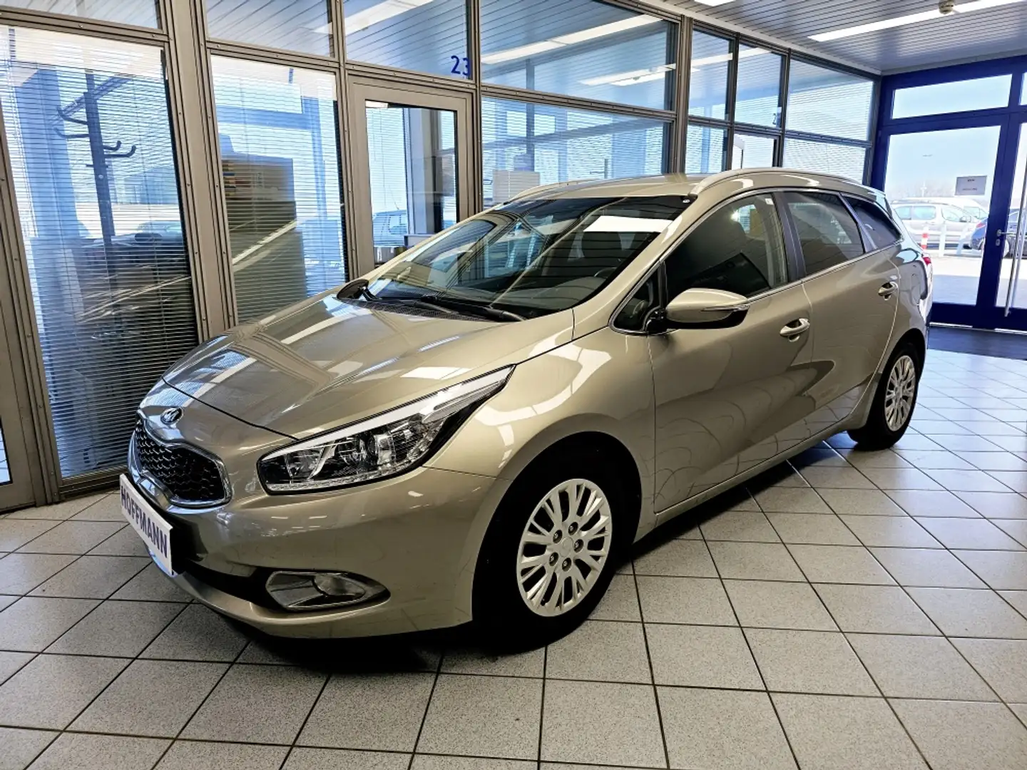 Kia Ceed SW / cee'd SW Tüv 12-2025 Gris - 2