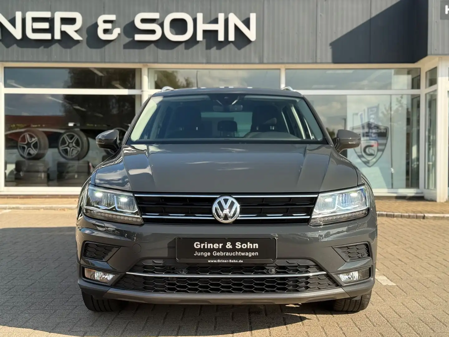Volkswagen Tiguan Highline,Virtual,ACC,Lane,Elk-Heck.3,99 Grau - 2