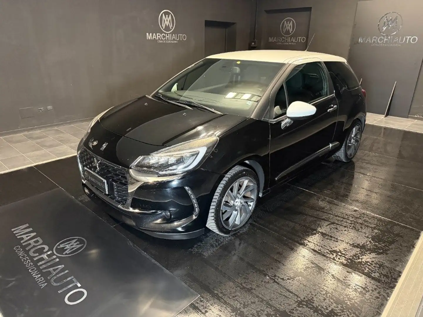 DS Automobiles DS 3 PureTech 110 S&S Sport Chic Wit - 1