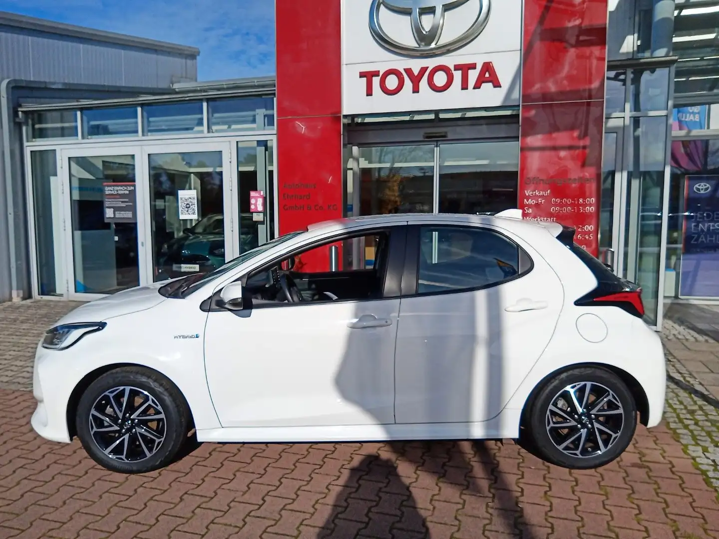 Toyota Yaris Hybrid Team D *8fach-Bereift*Smartphone Blanc - 2