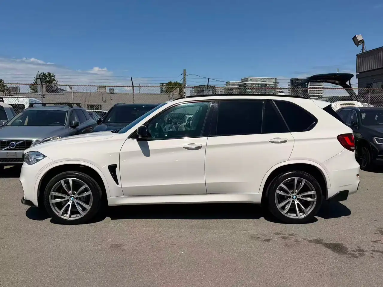 BMW X5 снимка BMW X5