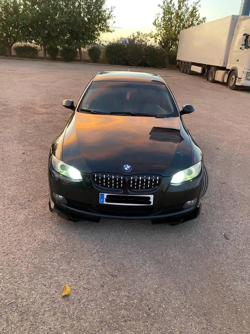 BMW 320 320d Aut. - 1