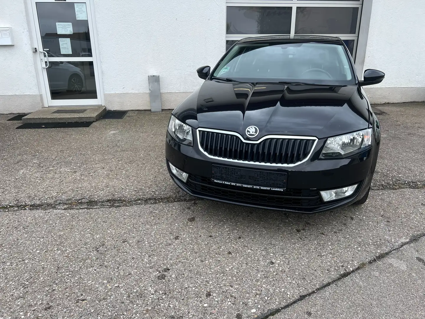 Skoda Octavia Elegance Schwarz - 1