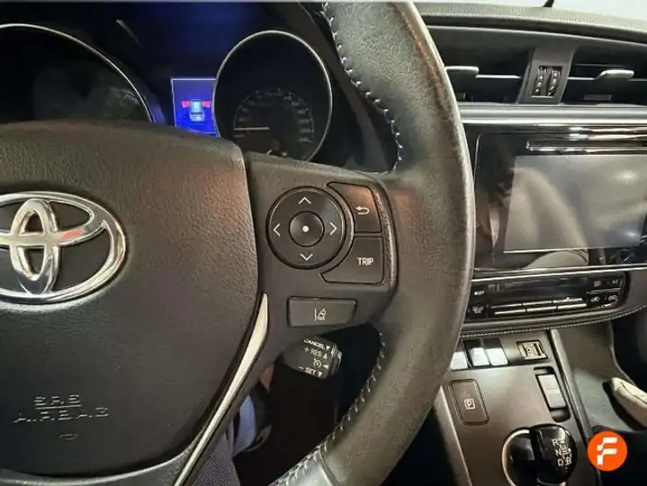 Toyota Auris 2018, foto 20