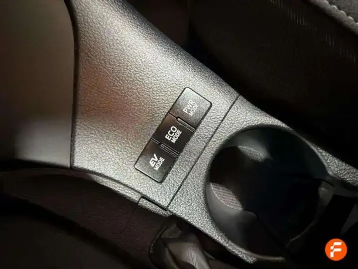 Toyota Auris 2018, foto 22