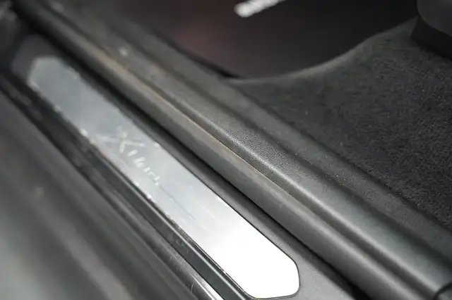 BMW X3 view 19
