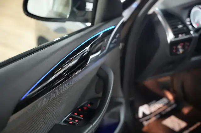 BMW X3 view 17