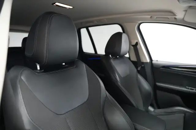 BMW X3 view 27