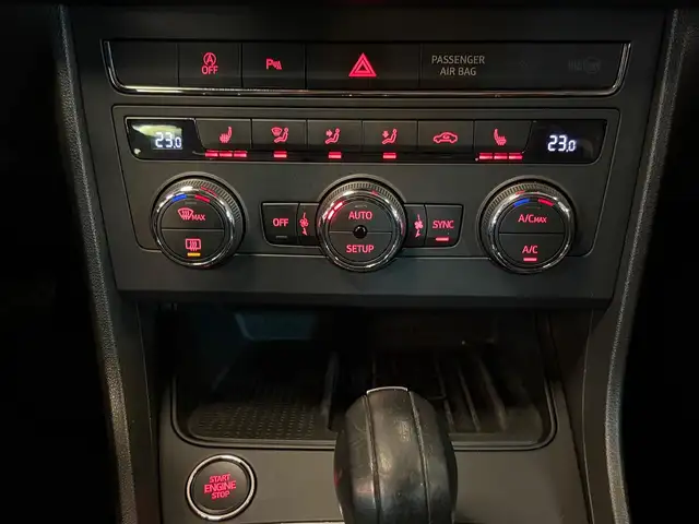 Seat Leon view 13