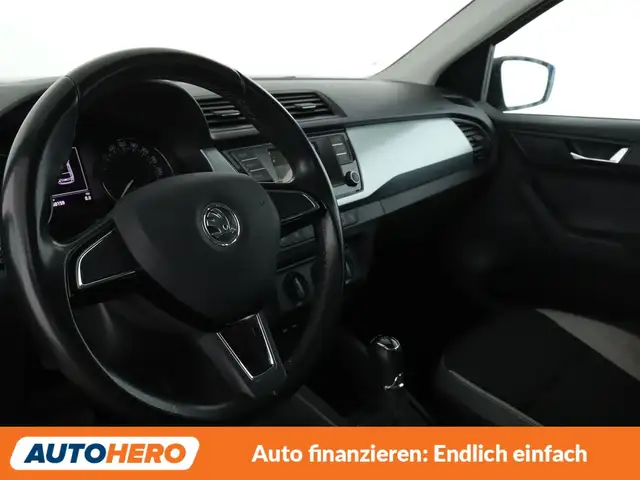 Skoda Fabia view 11