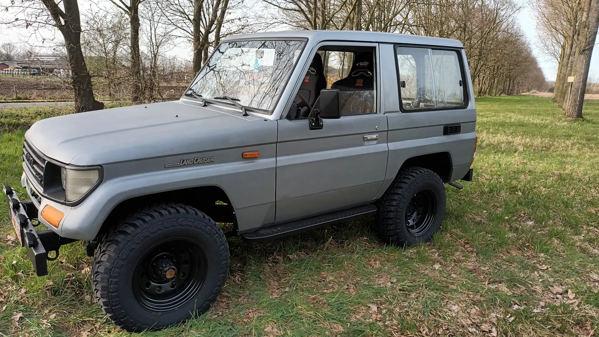 Toyota Land Cruiser LJ 70 - 1