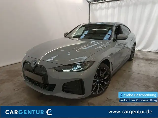 BMW i4 40 e M Sport Wide SpoSi ACC El.Heckkl. LED