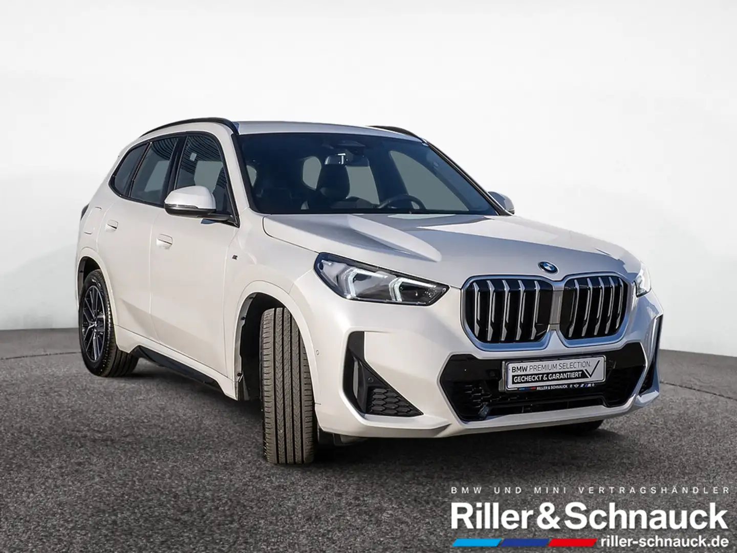 BMW X1 sDrive 18i M-Sport LED+NAVI+KAM+SHZG Weiß - 2