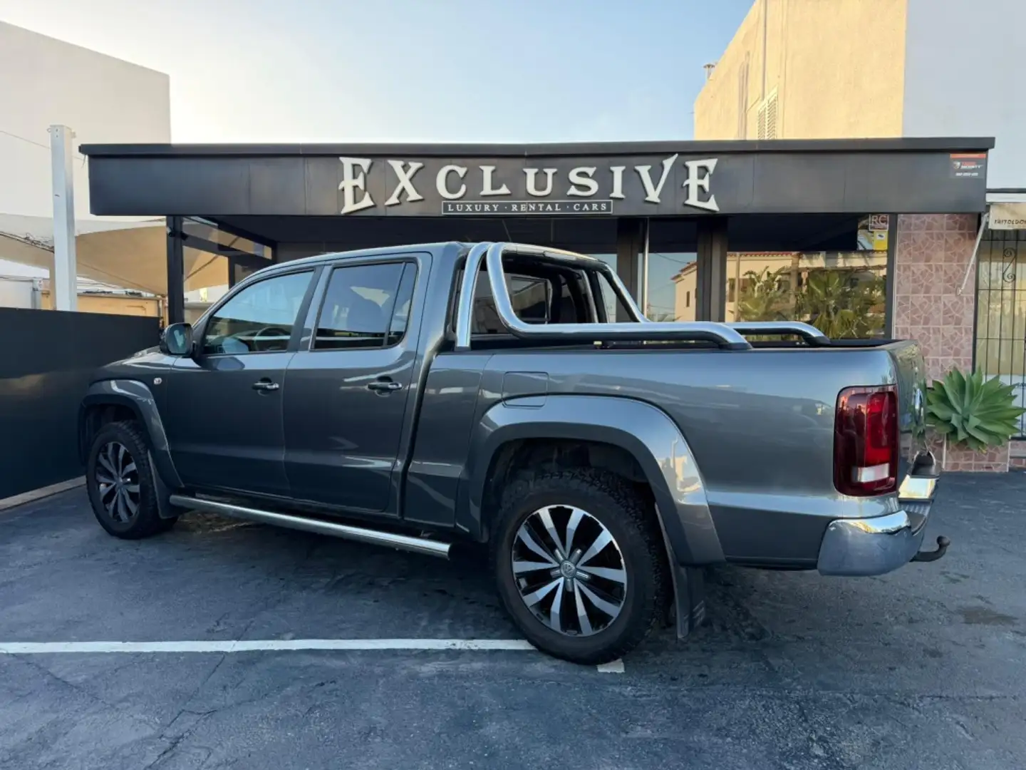 Volkswagen Amarok VOLKSWAGEN Industrial Manual de 5 Puertas Plateado - 2