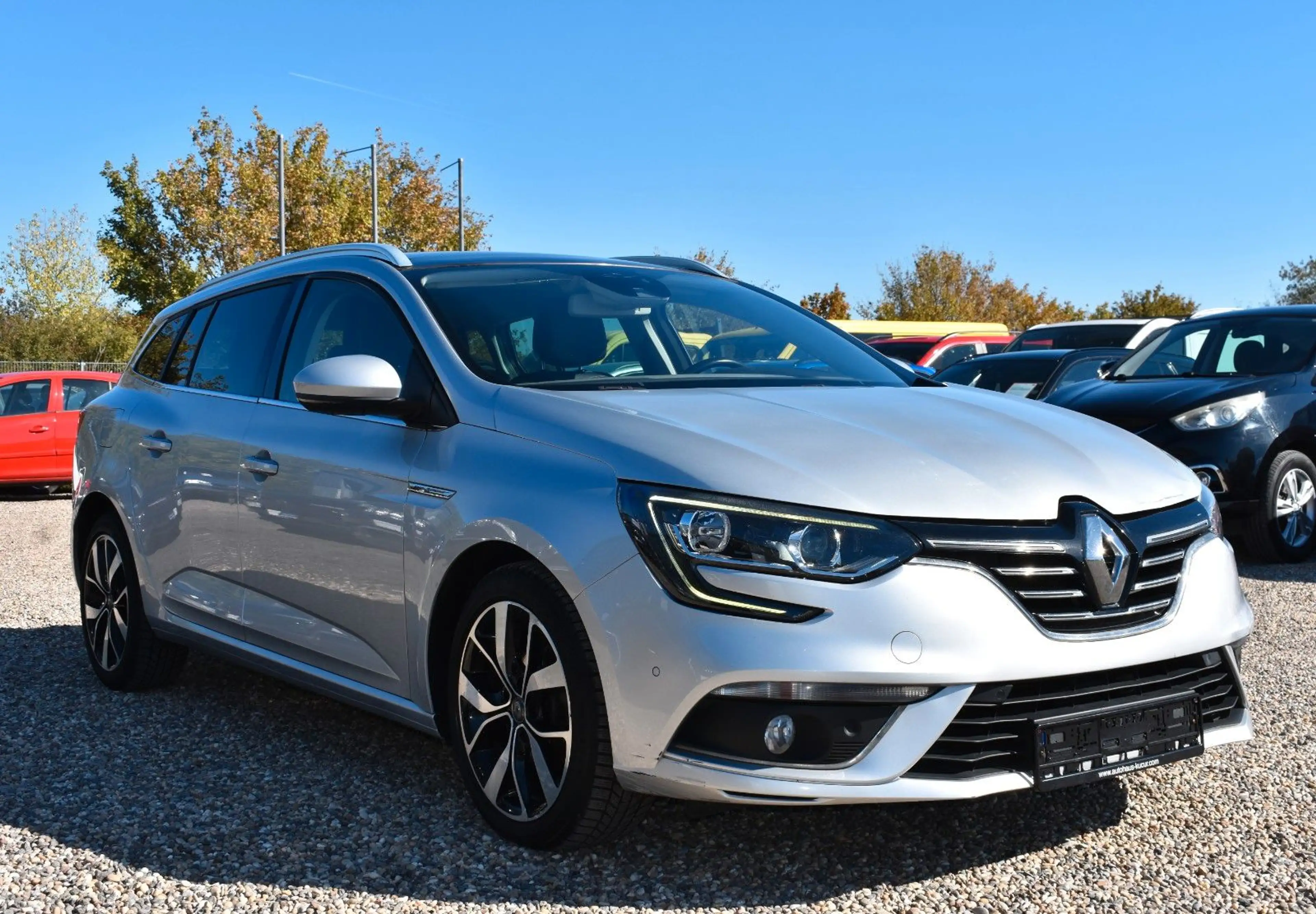 Renault Megane IV Grandtour BOSE/KEYLESS/KAMERA/TEMPOMAT — photo 2