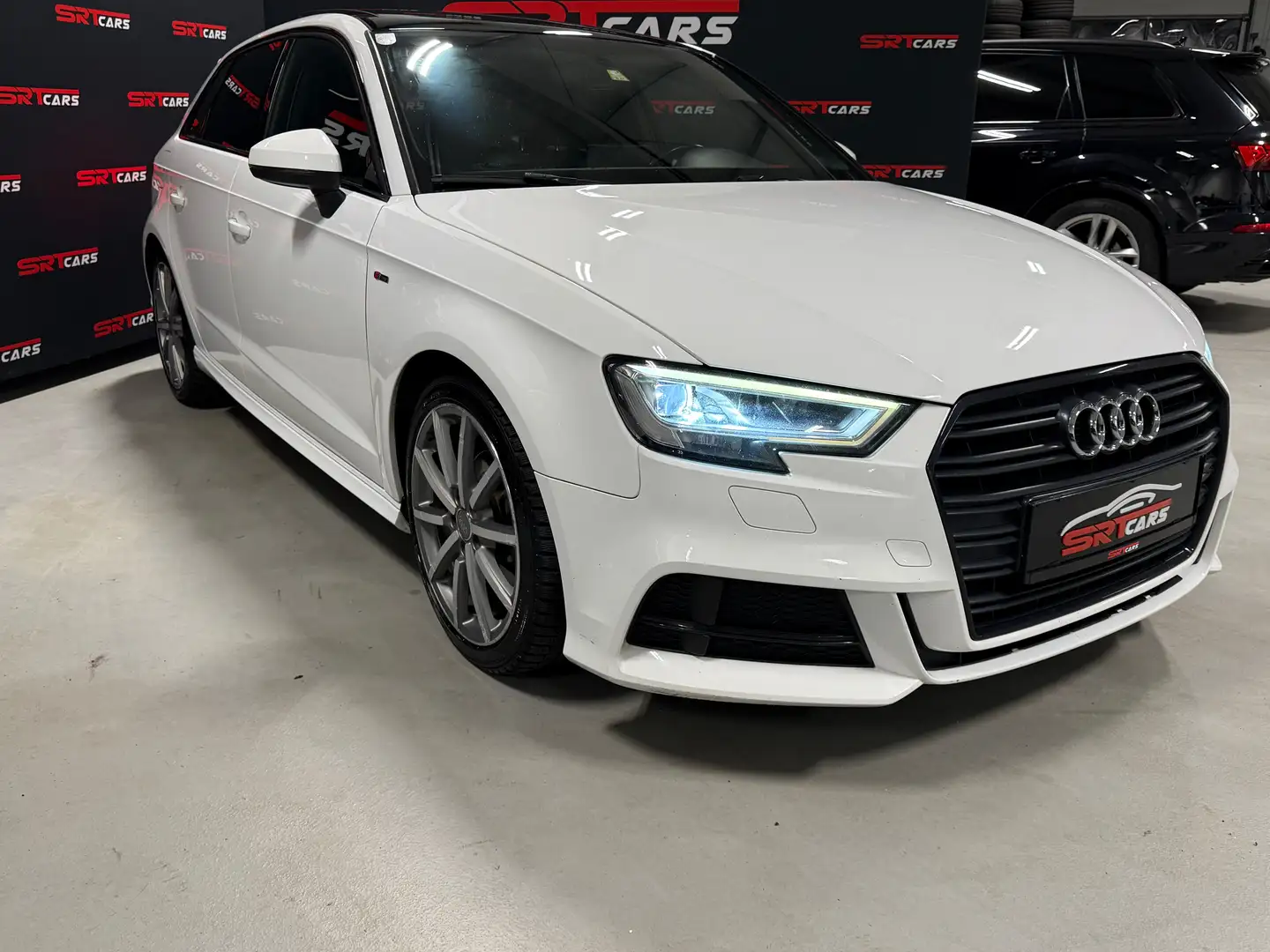 Audi A3 1,5 TSI Aut. *Sline*Pano*Tempomat*DriveSelect Weiß - 2