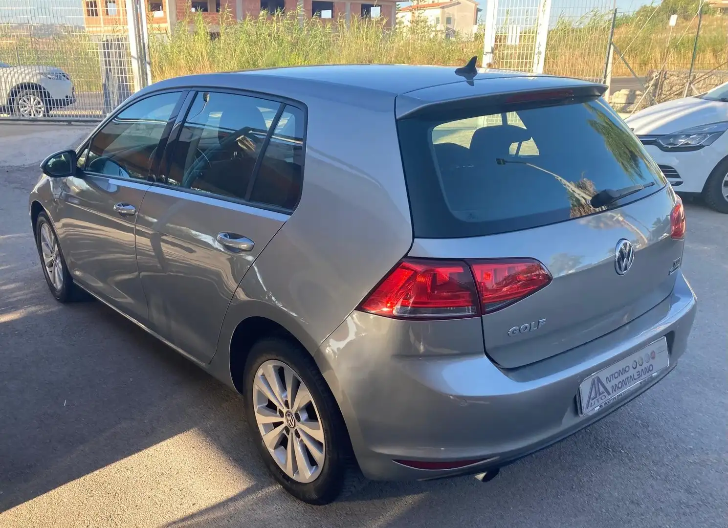 Volkswagen Golf Golf 5p 1.9 tdi Comfortline 110cv auto Grigio - 2
