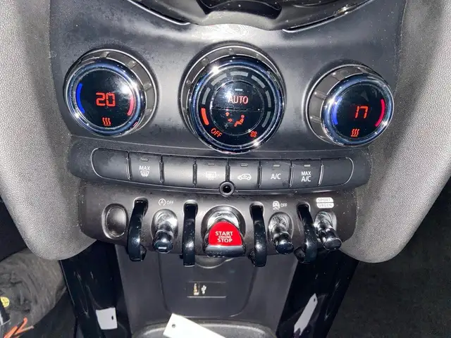 Mini Hatch view 11
