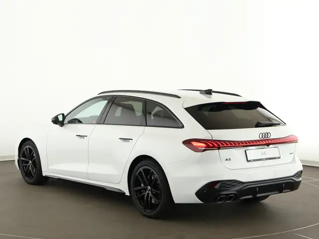 Audi A5 view 5
