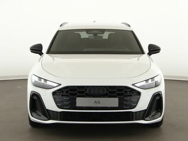 Audi A5 view 3