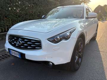 QX70 (FX) 5.0 V8 S Premium awd auto