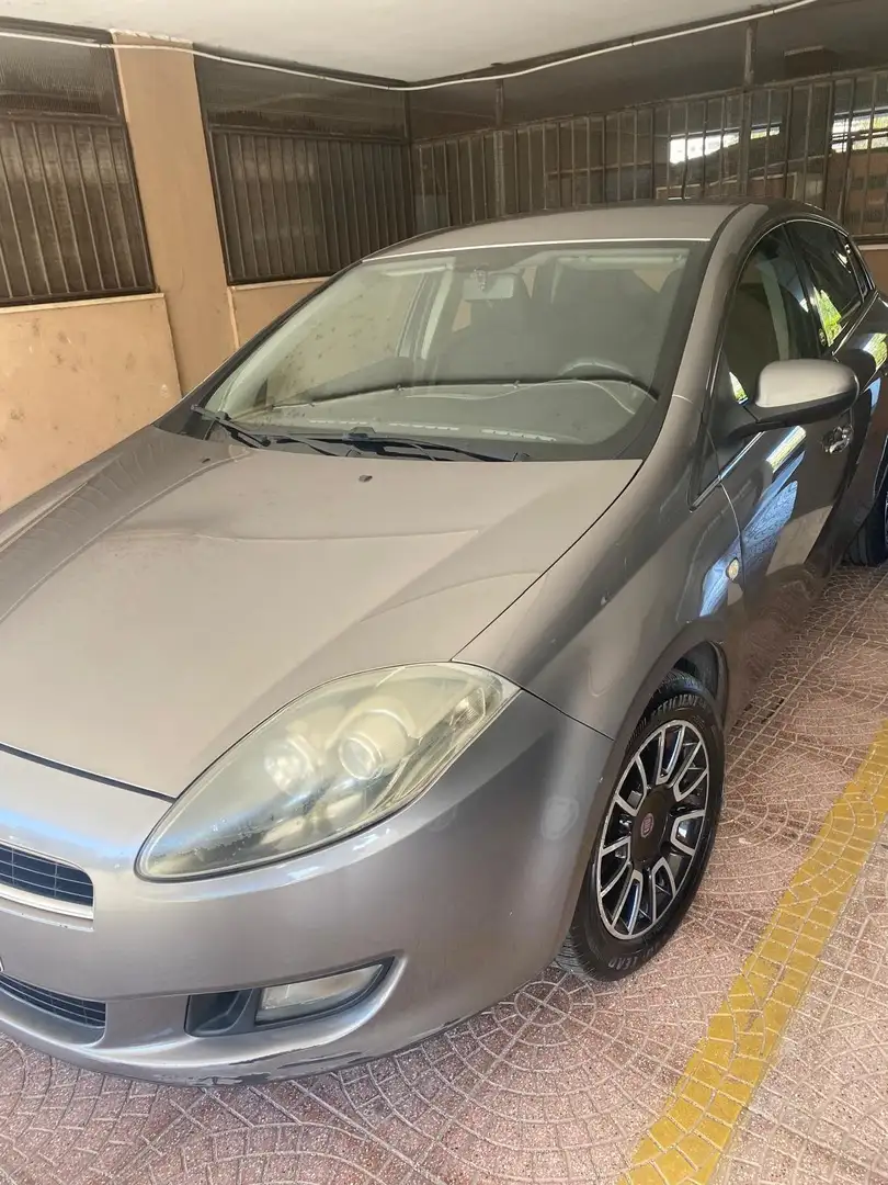 Fiat Bravo Bravo 1.6 mjt MyLife 105cv Gris - 1