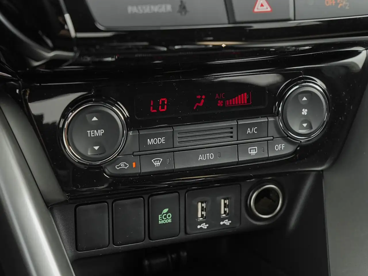 Mitsubishi Eclipse Cross снимка Mitsubishi Eclipse Cross