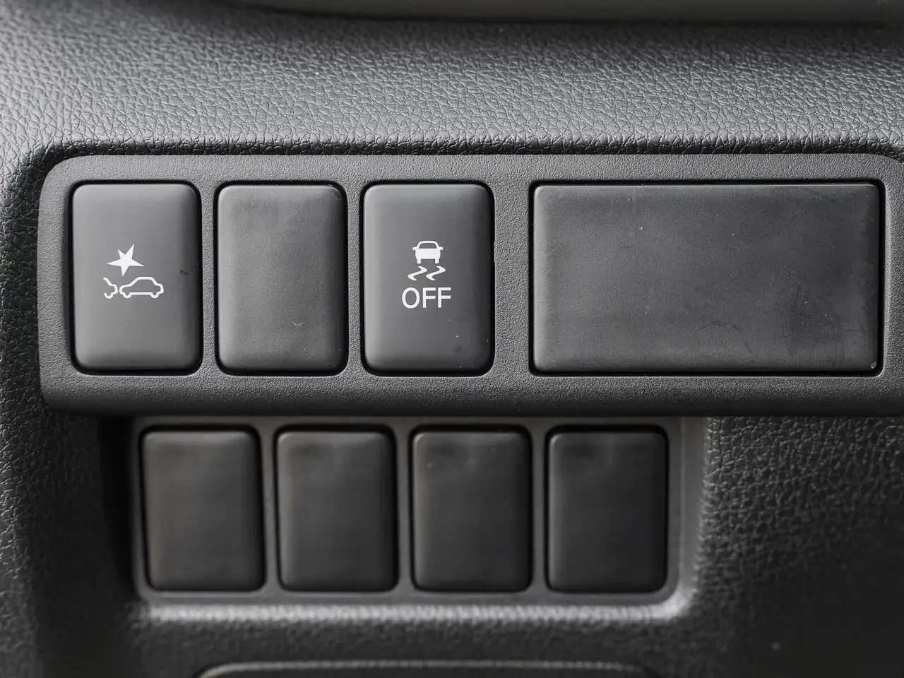 Mitsubishi Eclipse Cross снимка Mitsubishi Eclipse Cross
