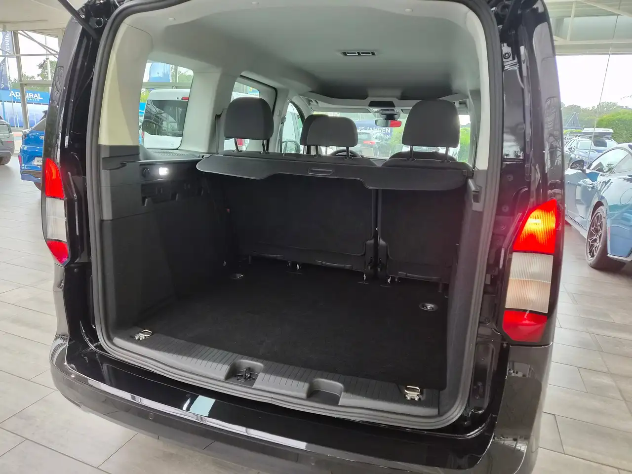 Ford Tourneo Connect 2026 — фото 12