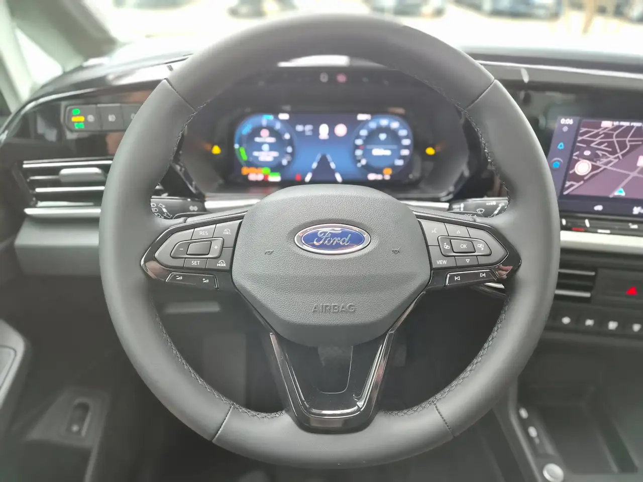 Ford Tourneo Connect 2026 — фото 13