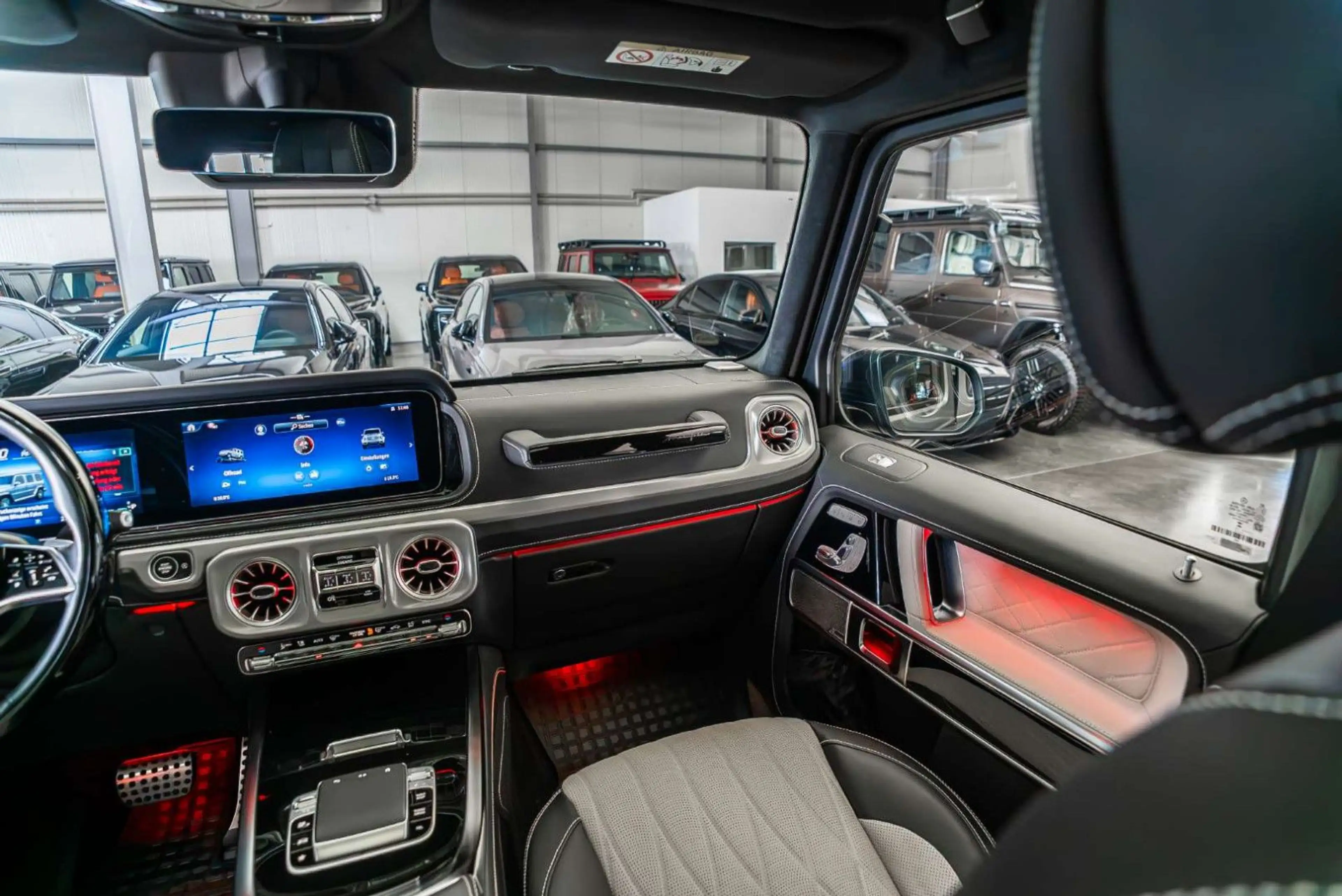 Mercedes-Benz G 500 Professional Line / Superior / MY 2025 — photo 13