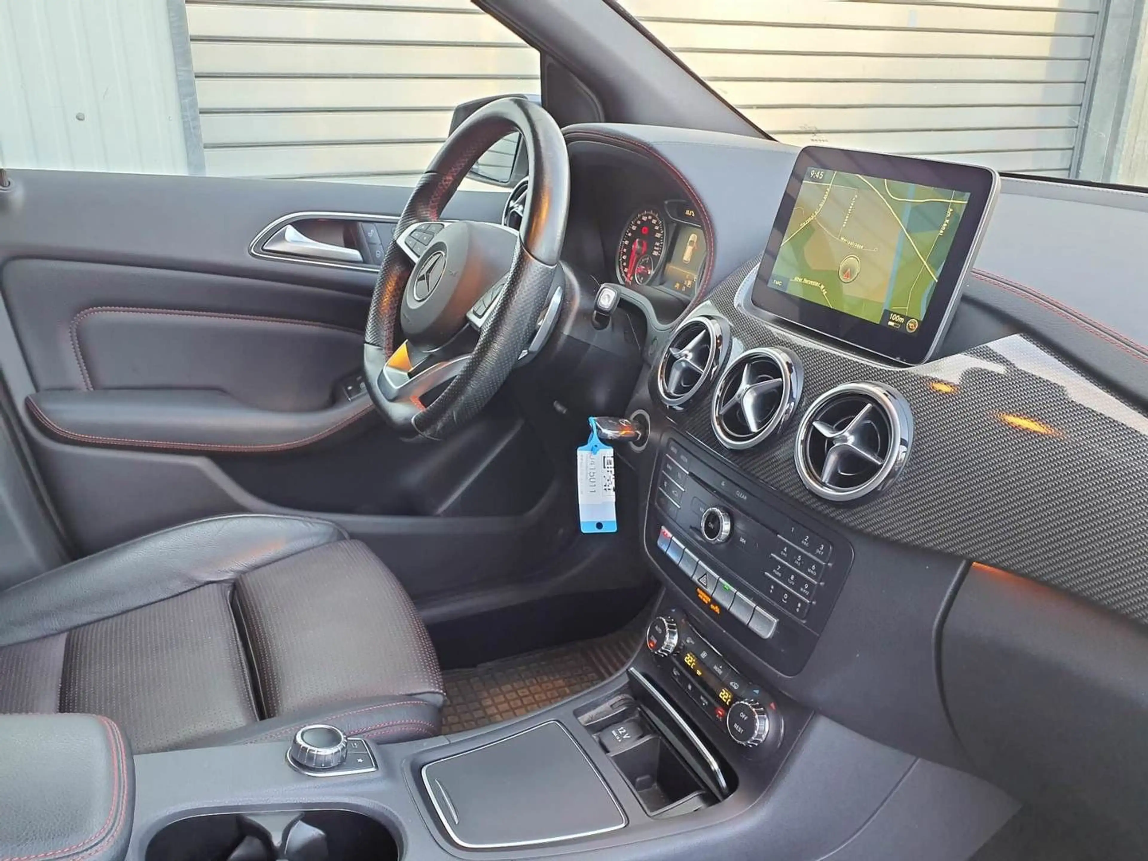 Mercedes-Benz B 220 |DISTR|MEMMO|CARBON|PANORAMA|KAMERA|NAVI|F1 — photo 3