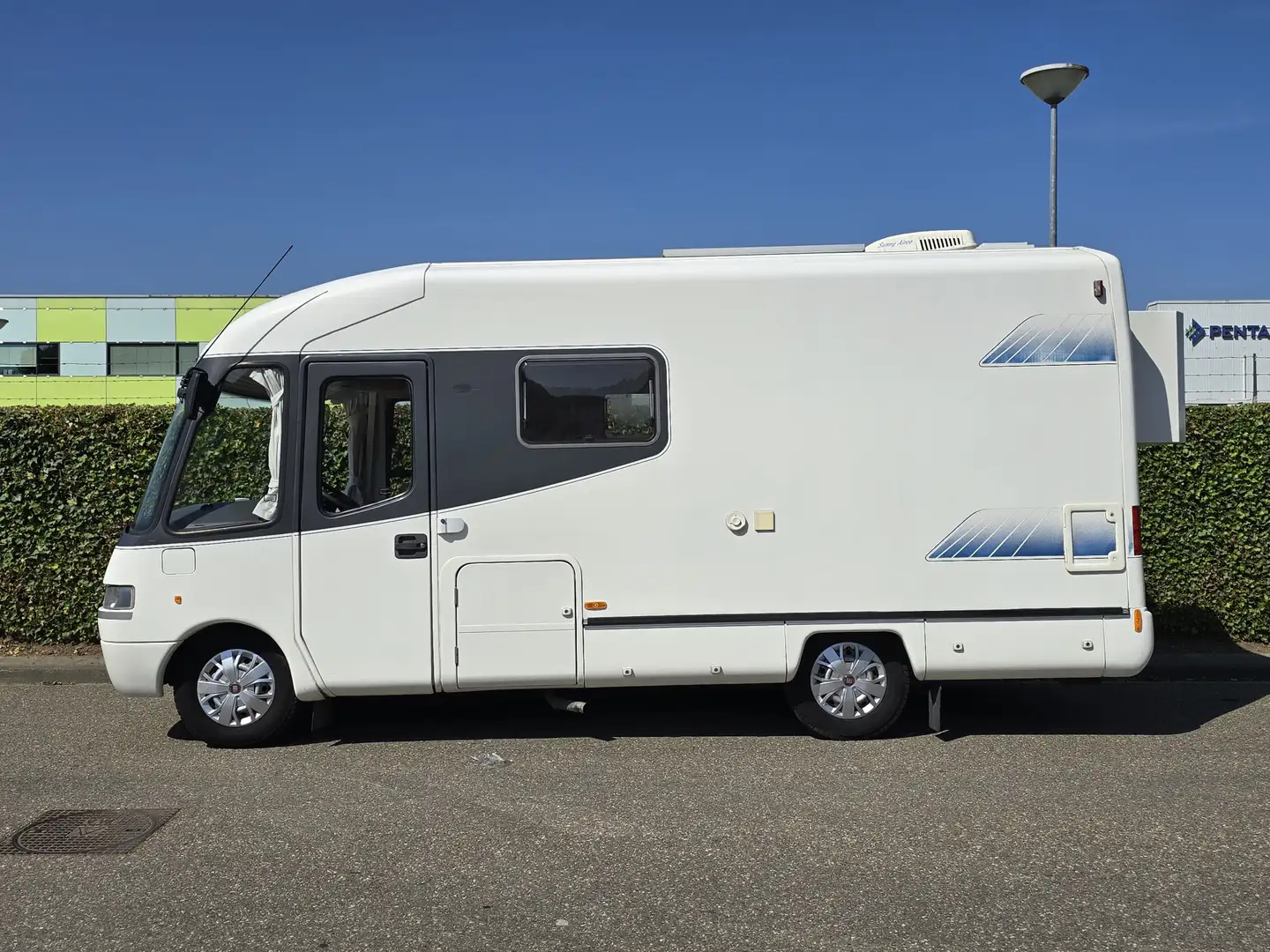 LMC LIBERTY 5900 I AIRCO ZONNEPANEEL DRAAISTOELEN Bianco - 2