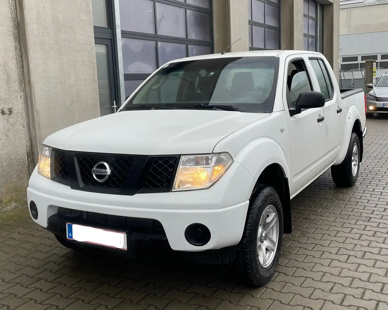 Nissan Navara 2.5 dCi - 1