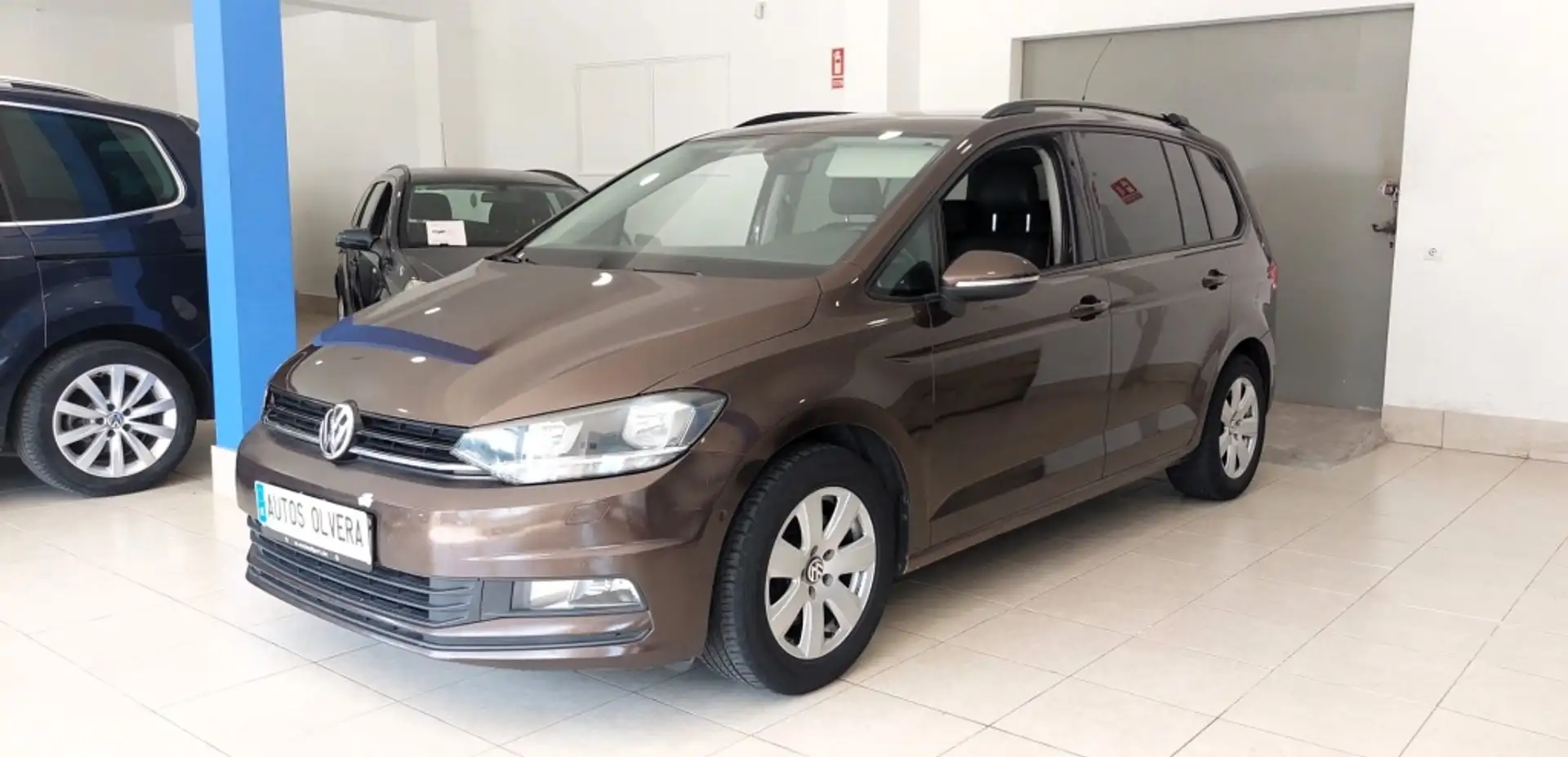 Volkswagen Touran Monovolumen Automático de 5 Puertas Bruin - 1