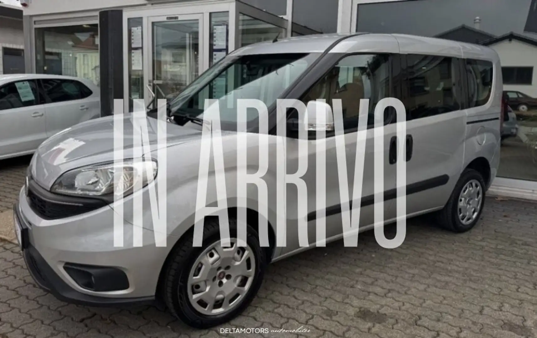 Fiat Doblo Doblo 1.4 Lounge  7 POSTI Grigio - 1