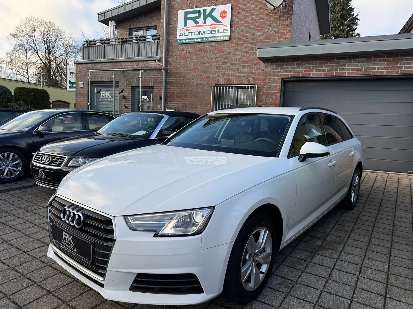 Audi A4 sehr gepflegt Weiß - 1