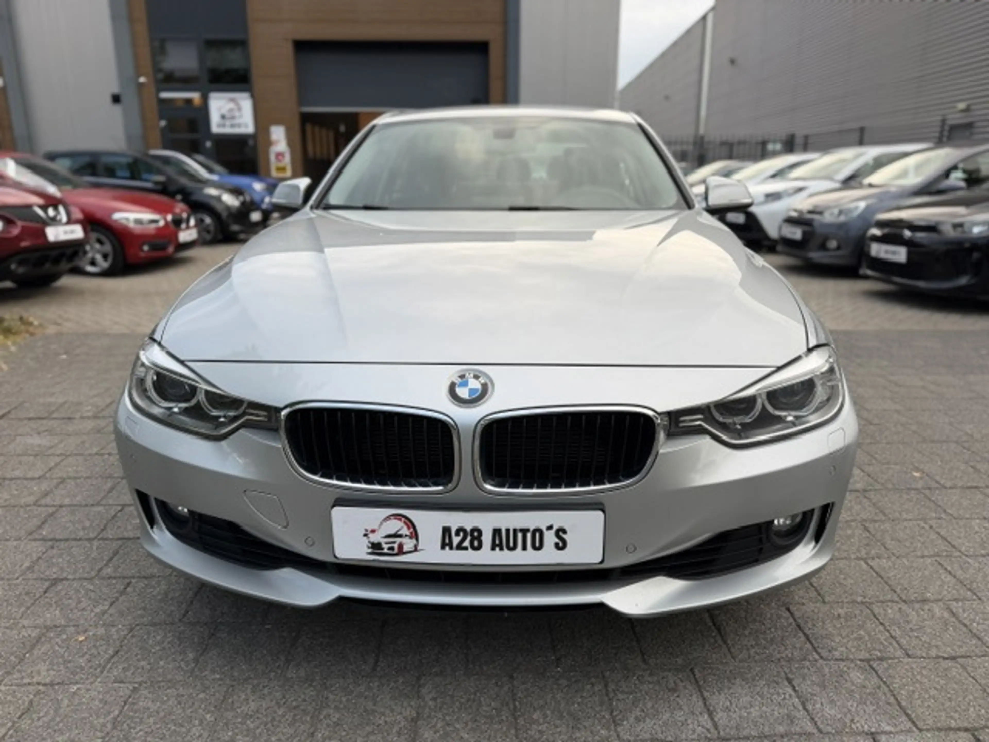 BMW 328 3-serie 328i xDrive | Airco|Automaat|Stoelverw|Nie — photo 4