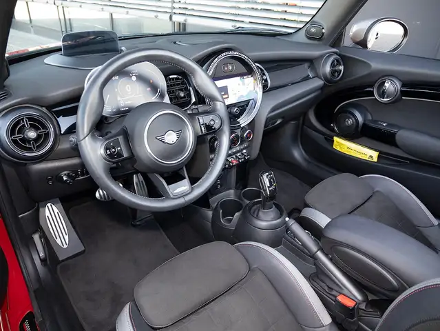 Mini Cooper Cooper view 4