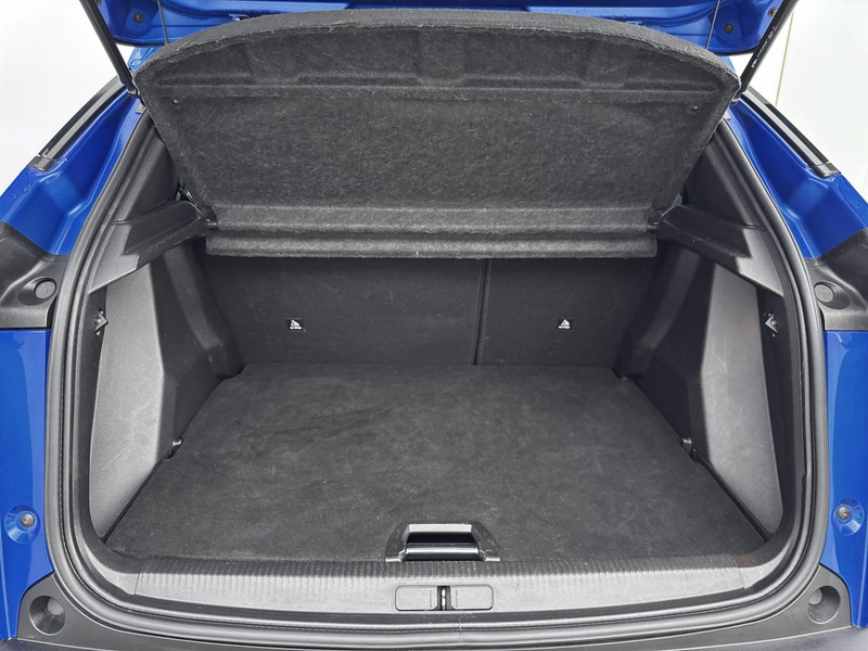 Peugeot e-2008 EV Allure Pack 50 kWh | ACCU: 93% | Camera | Clima — photo 14