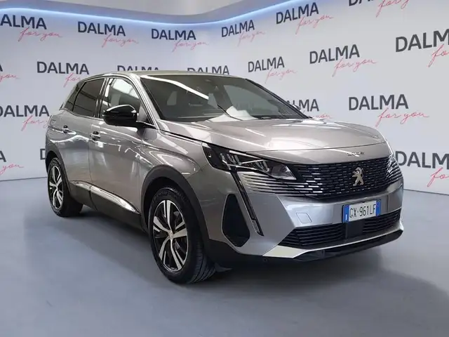 Peugeot 3008 view 7