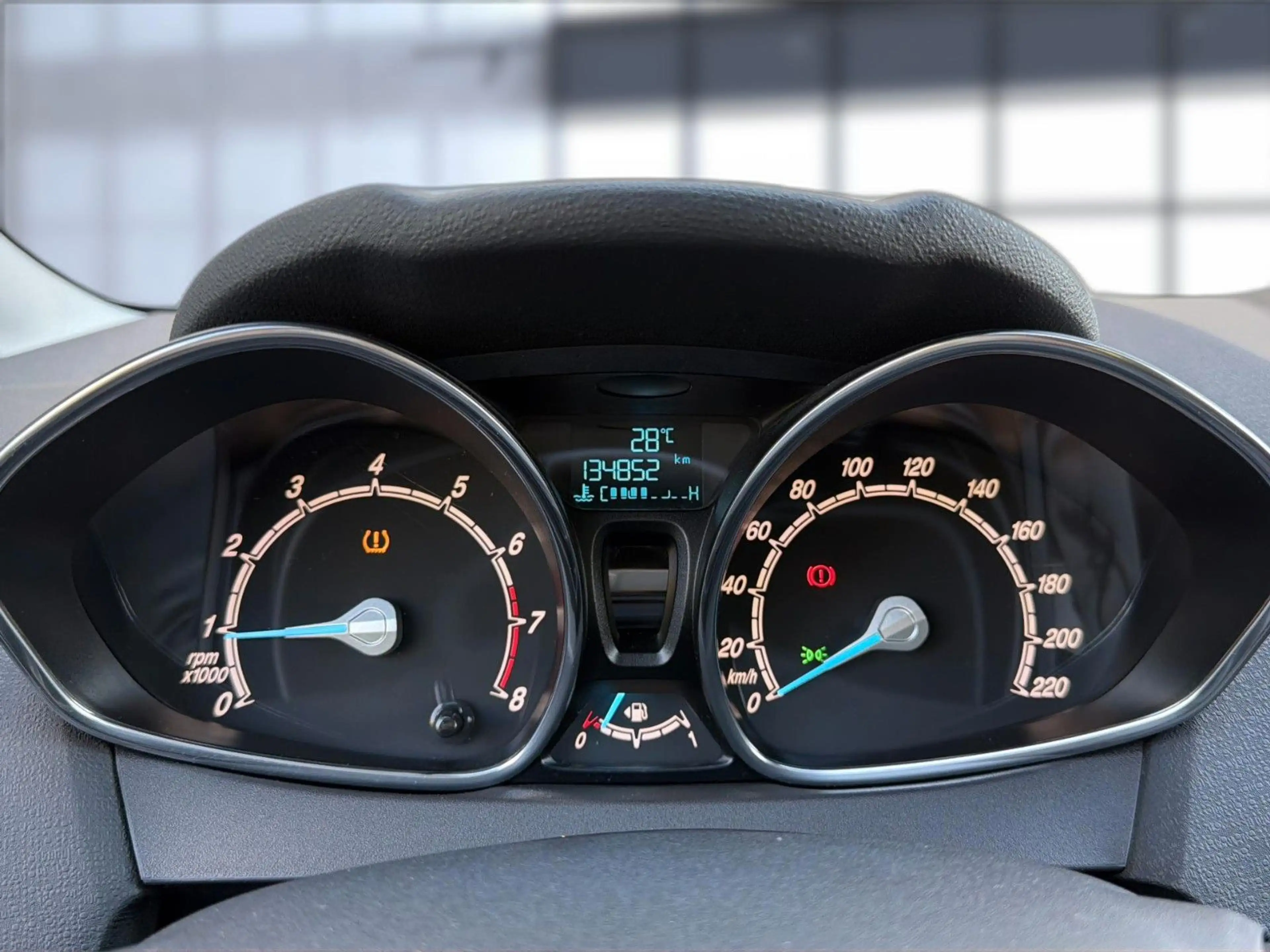 Ford Fiesta 2. Hand , Titanium , Klimaautomatik — photo 12