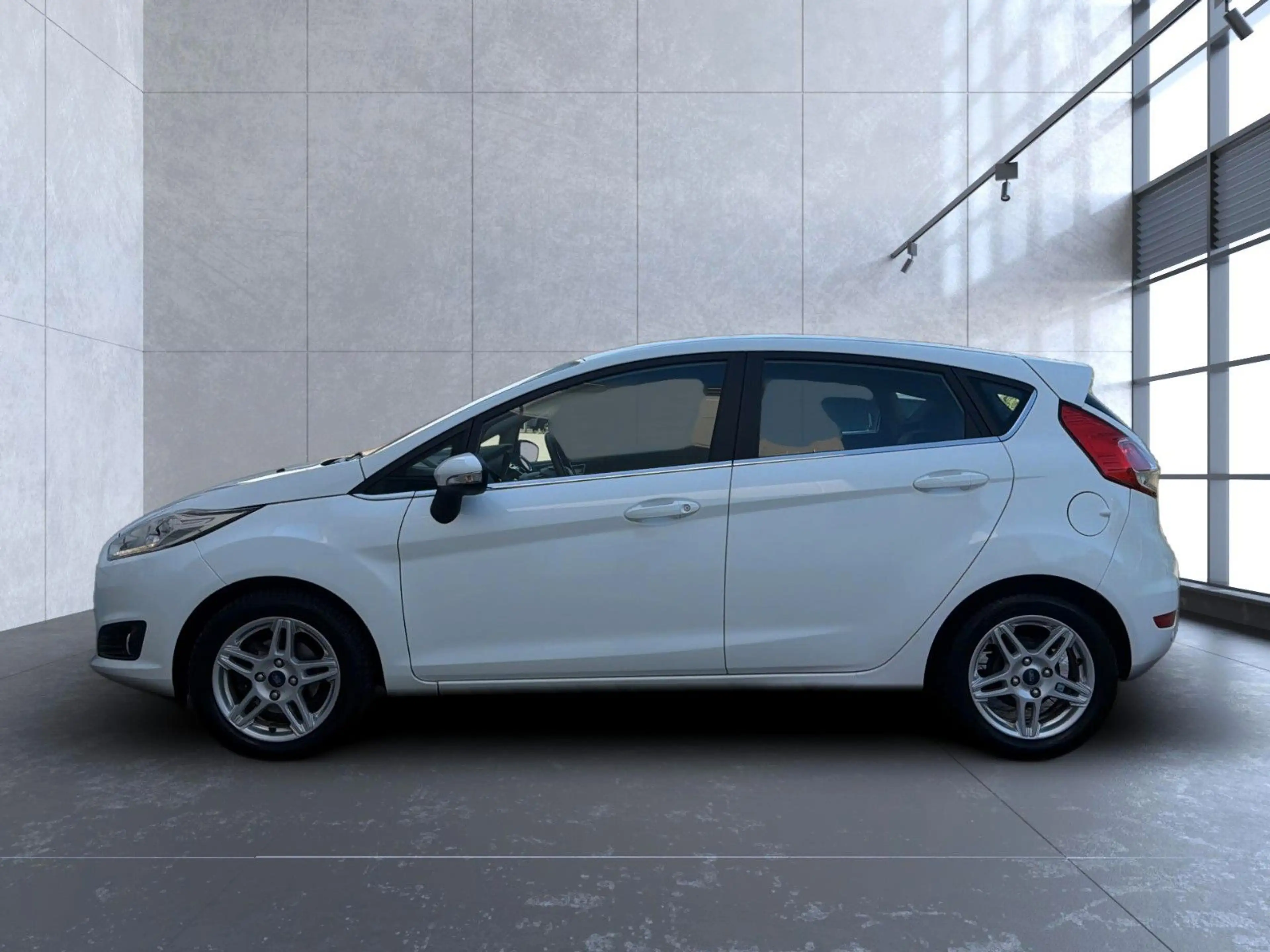 Ford Fiesta 2. Hand , Titanium , Klimaautomatik — photo 3