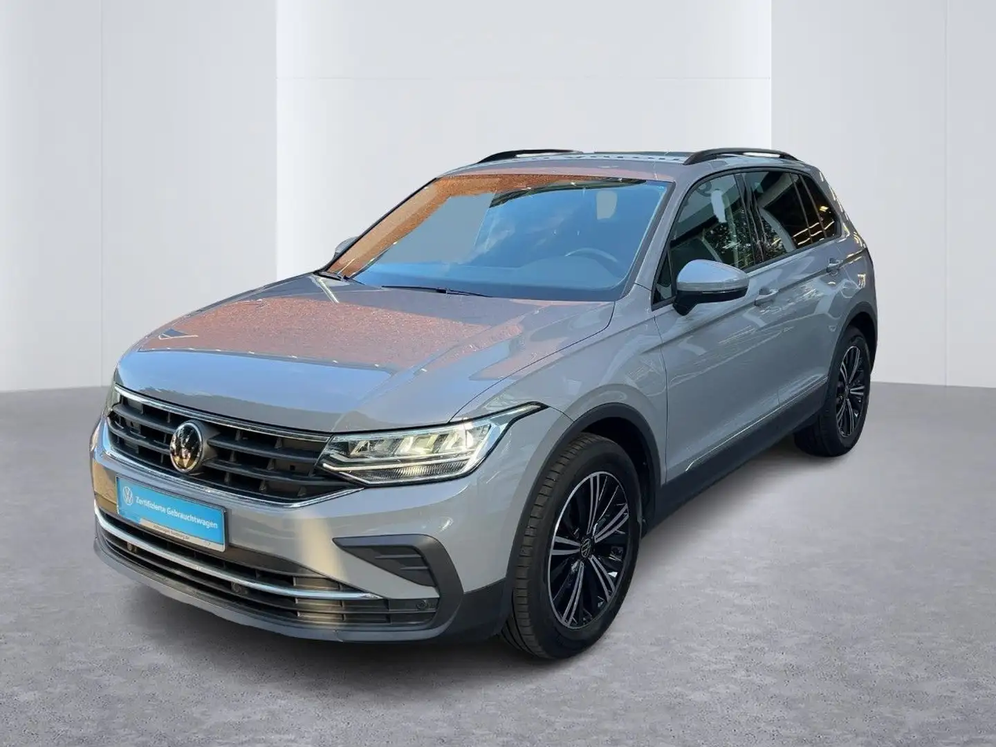 Volkswagen Tiguan 1.5 TSI DSG Life KAMERA/LED/NAVI/ACC Grau - 2