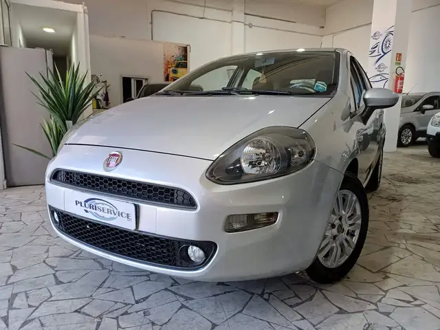 Fiat Punto Punto III 2012 5p 1.2 Lounge my13