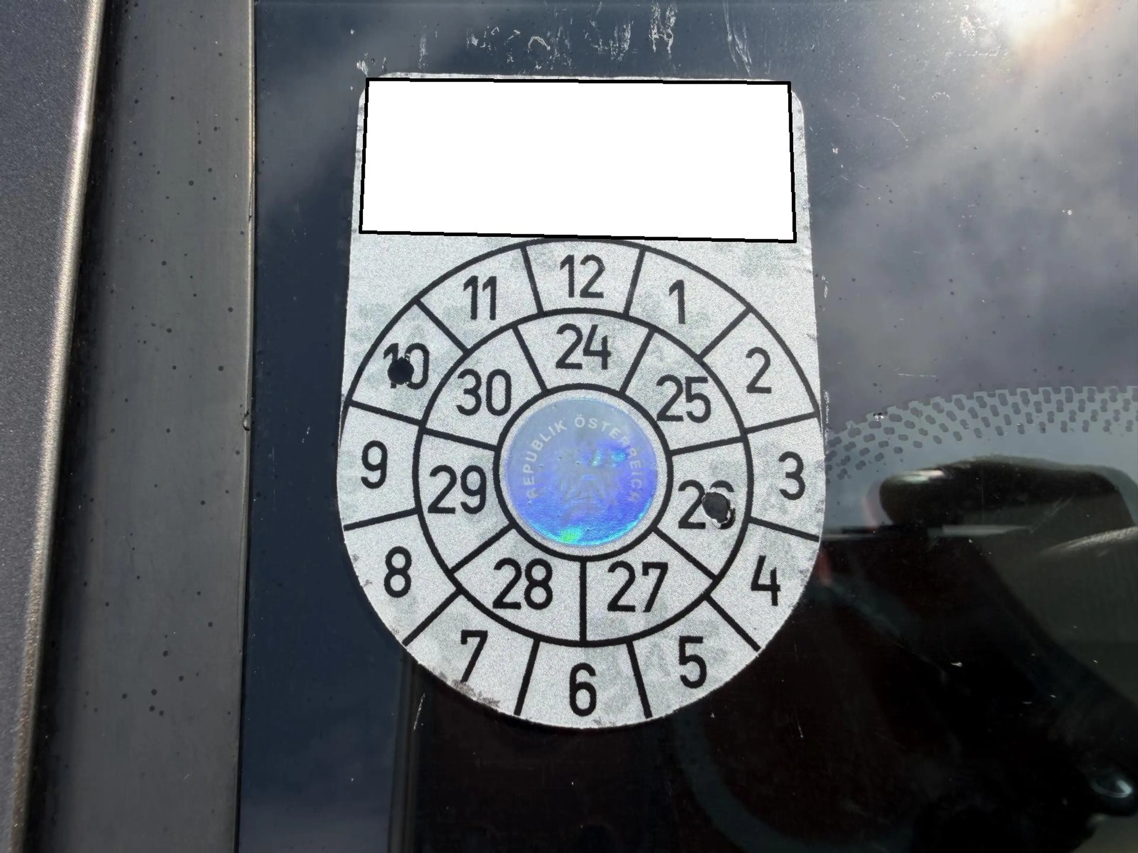 Dacia Logan Kombi 1.Besitz Klima bluetooth Service NEU — photo 15